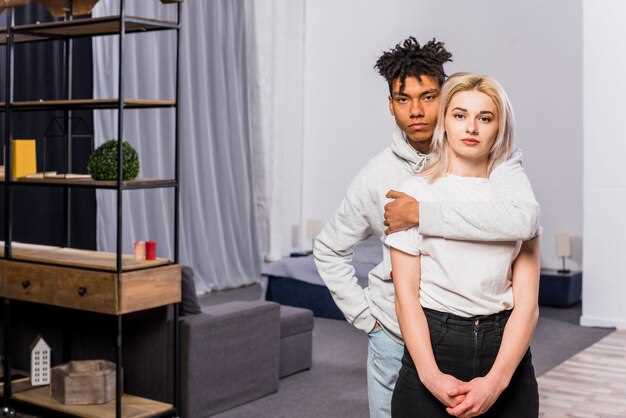 Identify Gaps in Communication: Delays, Short Replies, and Flat Responses