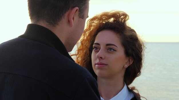 13 Σημάδια για έναν Συντροφικό Συνεργάτη με Συναισθηματική Αποστασιοποίηση – Πώς να Αναγνωρίσετε, να Αντιδράσετε και να Προστατεύσετε τη Σχέση σας