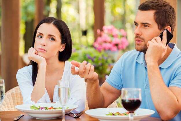 Deep and Meaningful Conversation Starters for a First Date
