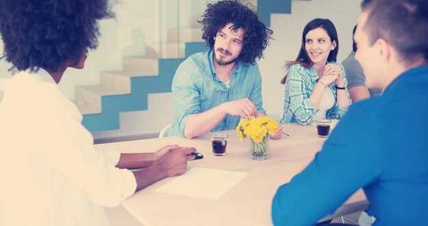 6 Ways to Build Attraction and Connection During Conversations