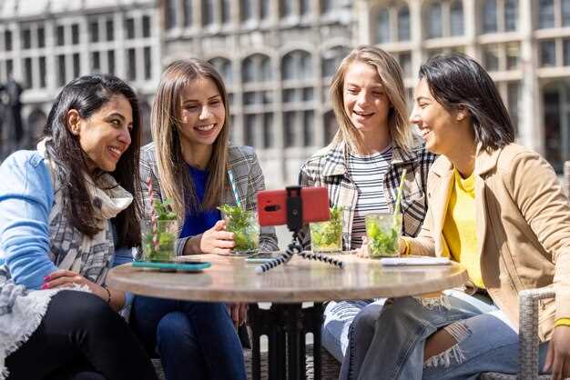 Die besten Orte, um Mädchen kennenzulernen – Top-Orte zum Kontakte knüpfen und neue Leute treffen