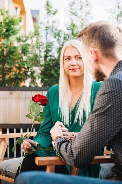 Use coaching tools to build confidence and navigate dating anxiety