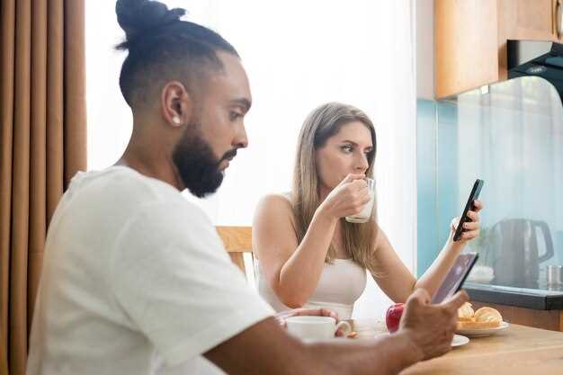 How Much Texting Is Too Much or Not Enough When You’re Newly Dating