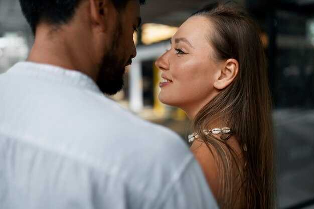 Read mutual interest: spot cues and respond