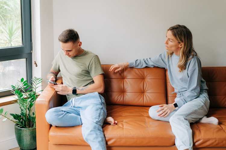 How to Stop Attracting an Emotionally Unavailable Partner – A Practical Guide to Break the Cycle