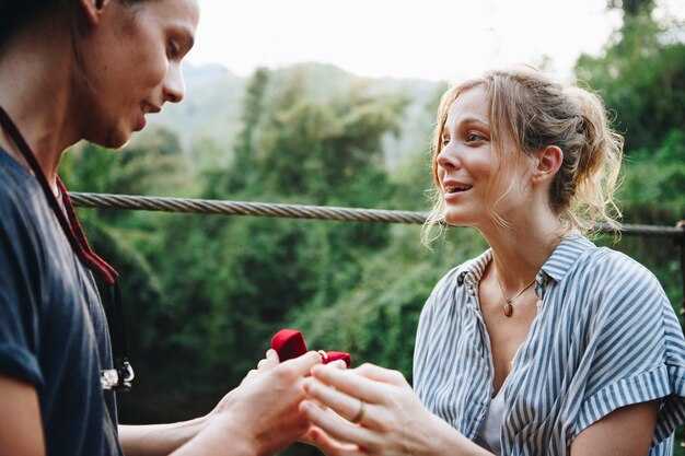 No Strings Attached – A Practical Guide to Navigating Friends with Benefits Relationships