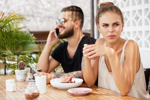 Spoiled for Choice – Why You Should Definitely Try Dating Multiple People