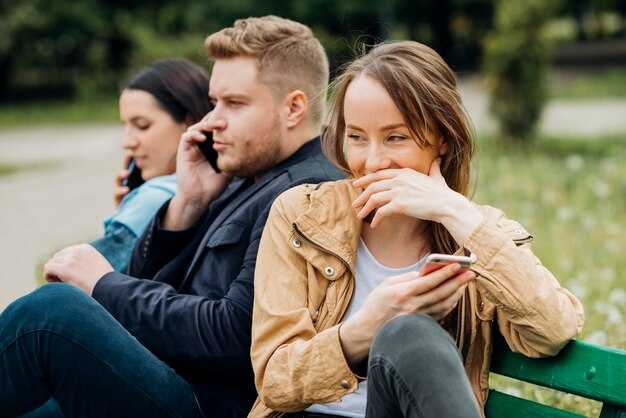 How to start dating multiple people with honesty and respect