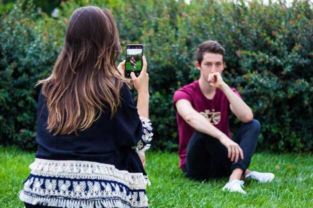 Set Boundaries and Spot Red Flags Early