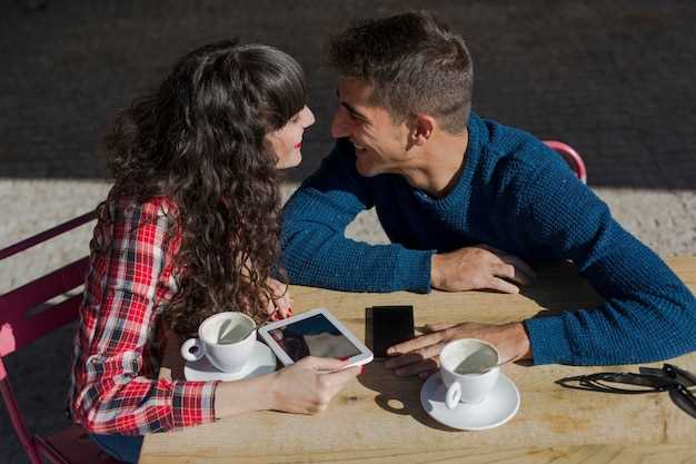 Why Singles Are Going Old-School – Ditching Apps for Real-Life Dating